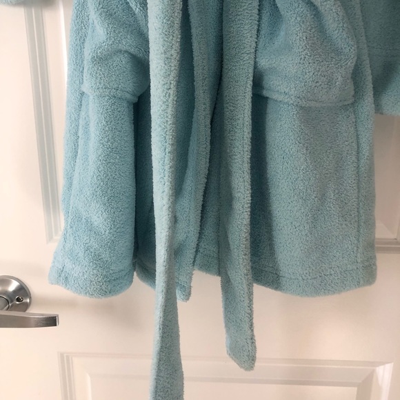 La Senza Bathrobe - Picture 5 of 9